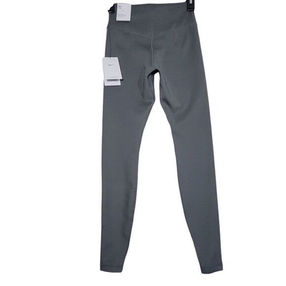 Nike Leggings Womens Size XS Therma Fit One Full Length Mid Rise Gray Athleisure - Picture 6 of 16